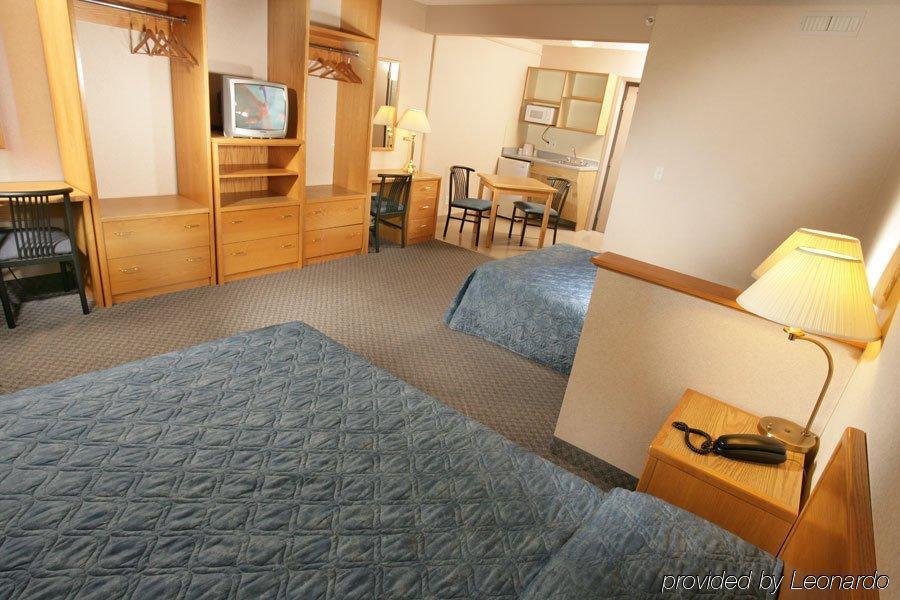 Residence & Conference Centre - Kitchener-Waterloo Dış mekan fotoğraf